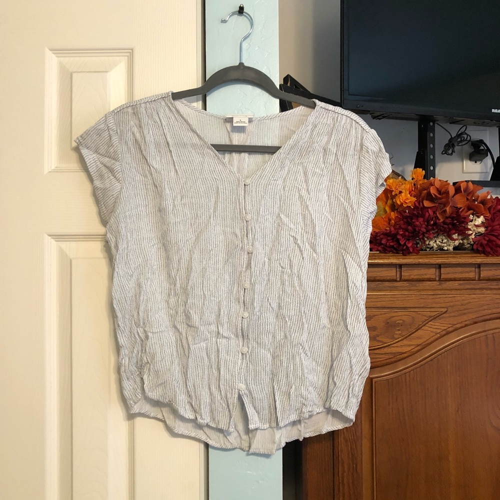 Liz Claiborne Button Up Blouse